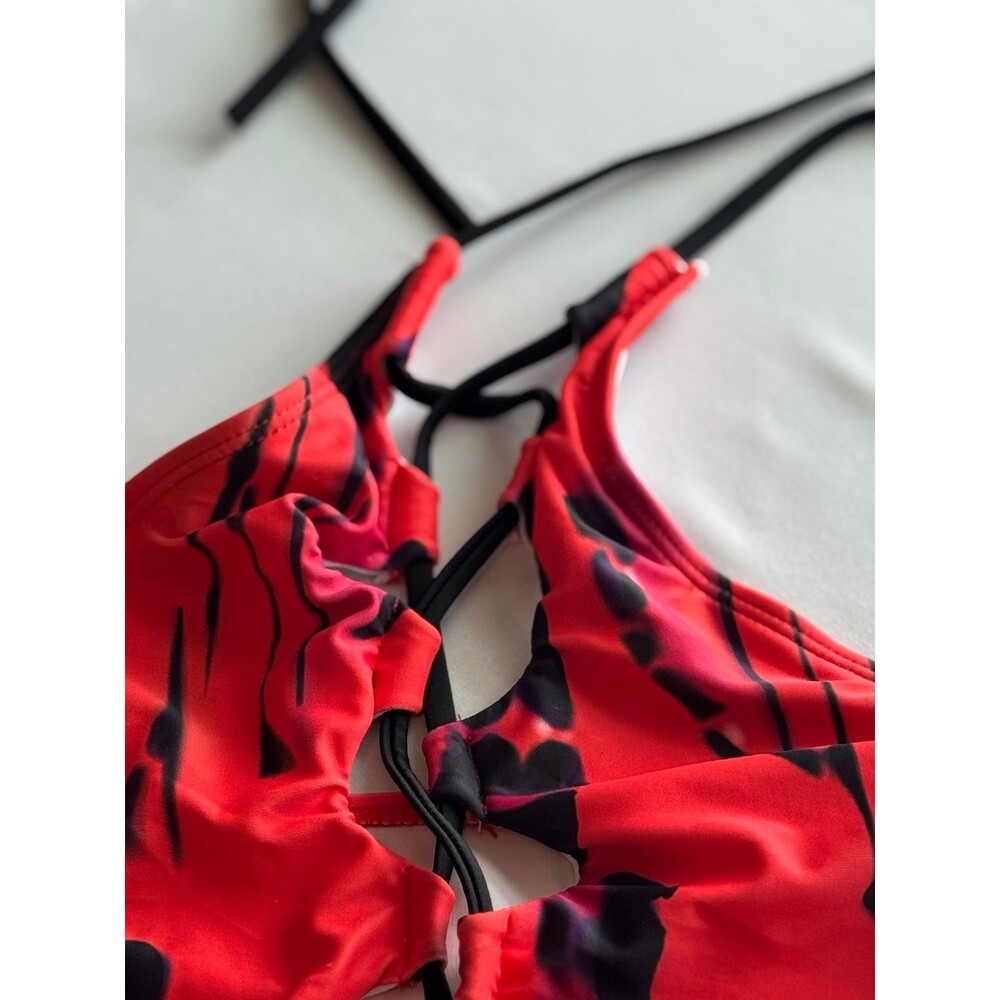 Gorgeous, Colorful Swimwear For Women, Size Small Clothing, One-Piece Swimsuit - Picture 4 of 6